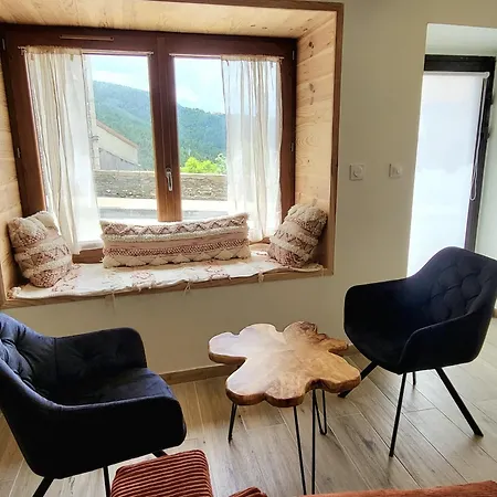Appartement Rochetaille Petit Havre De Paix à Saint-Etienne  Extérieur photo
